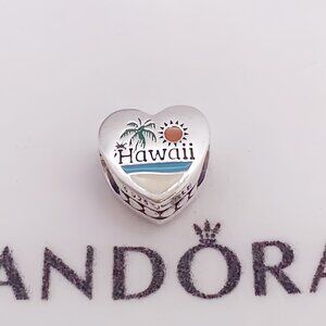Pandora Hawaii Beach Moment Travel Exclusive Heart Charm